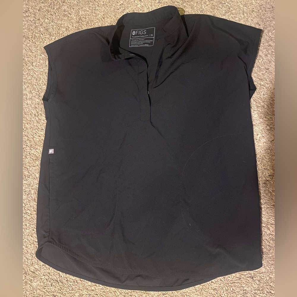 FIGS Rafaela oversized scrub top XS